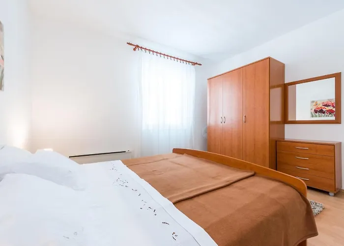 Apartment Lena