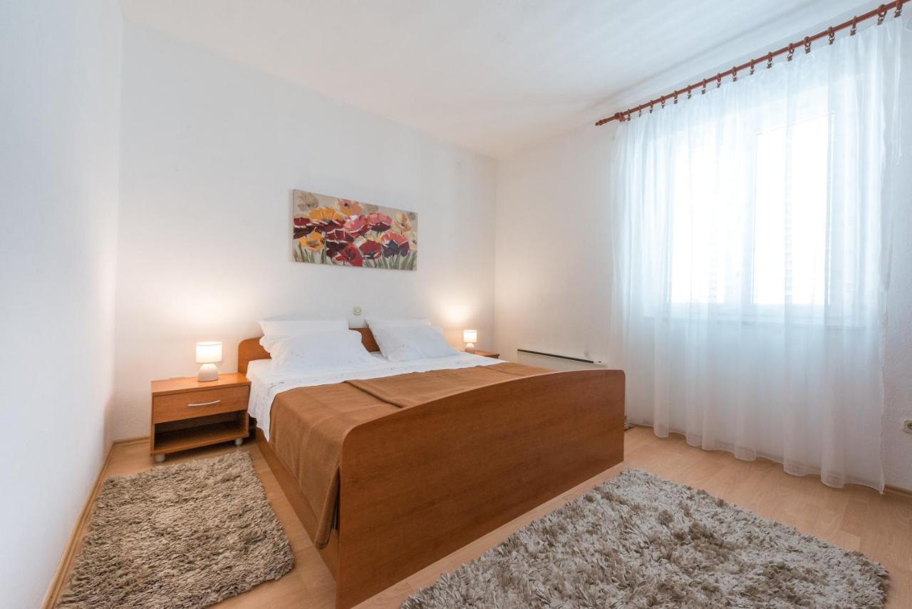 Lena Apartment