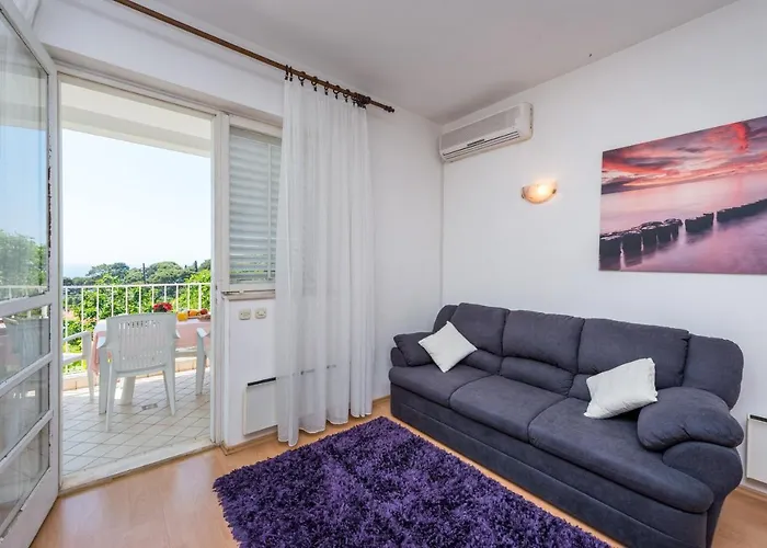 Apartment Lena